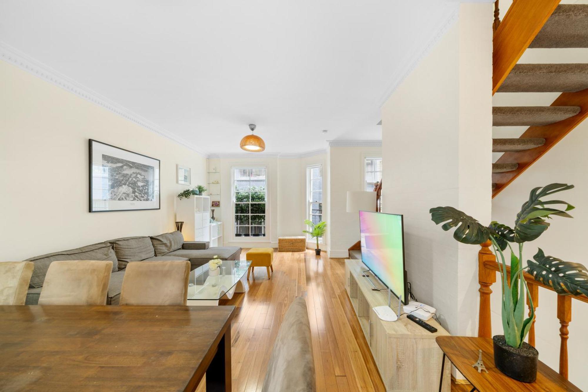 Ideally Located 3 Bedroom With Parking & & Darling Harbour-10 Mins Walk Casa vacanze Sydney