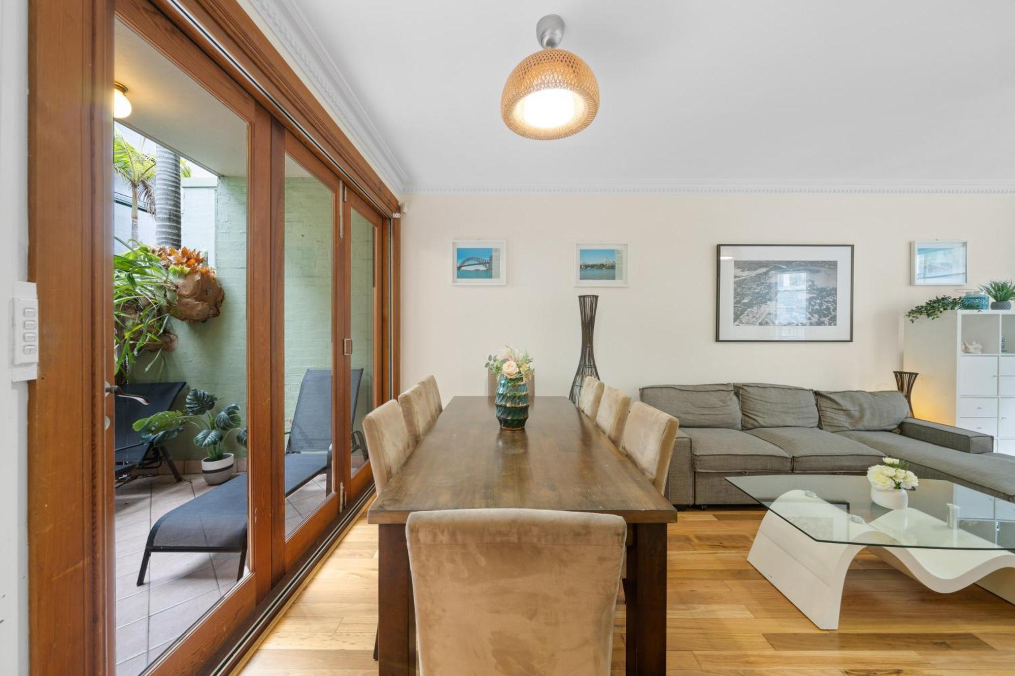 Casa vacanze Ideally Located 3 Bedroom With Parking & & Darling Harbour-10 Mins Walk *